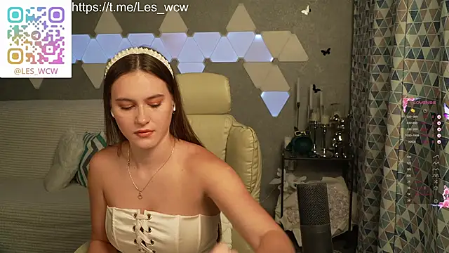 HarleyDeess online show from November 2025 10:20:02 PM