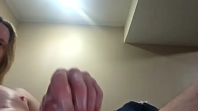 Travislovescum online show from January 2026 09:02:01 AM