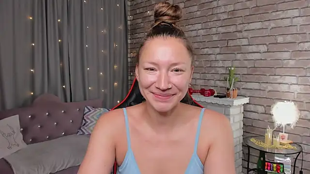 Snapshot of SarahCoksss chatting on May 2026 12:27:02 AM SarahCoksss online show from May 2026 12:27:02 AM