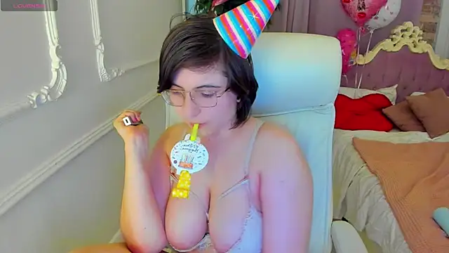 Lily Marlin online show from April 2026 12:53:02 PM