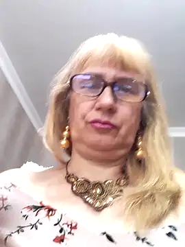 koroleva70 online show from September 2025 10:16:02 AM