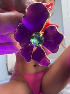 Mau White online show from January 2025 11:45:01 PM