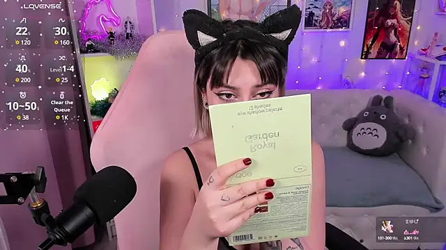 Snapshot of PennyMay chatting on January 2025 04:31:02 AM PennyMay online show from January 2025 04:31:02 AM