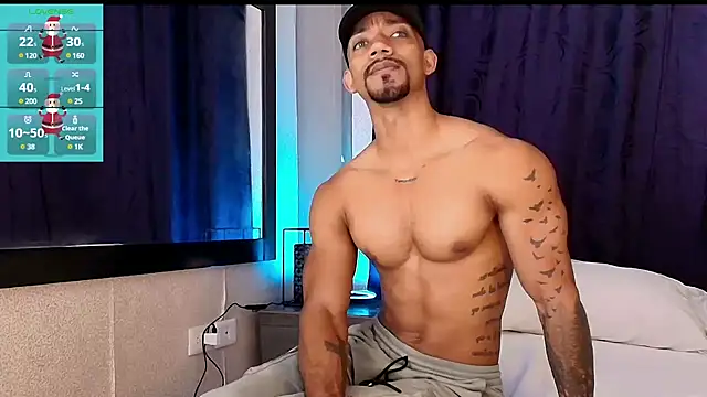 Snapshot of Manolo_Hot1 chatting on December 2024 02:28:02 PM Manolo Hot1 online show from December 2024 02:28:02 PM