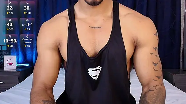 Snapshot of Manolo_Hot1 chatting on March 2025 02:45:01 PM Manolo Hot1 online show from March 2025 02:45:01 PM