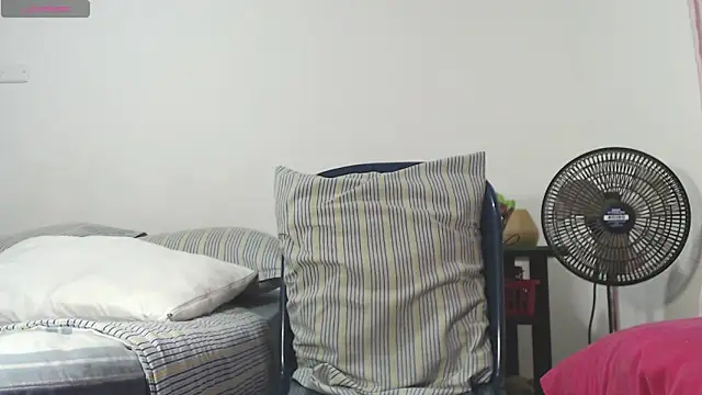 russthiago online show from November 2025 01:44:02 PM