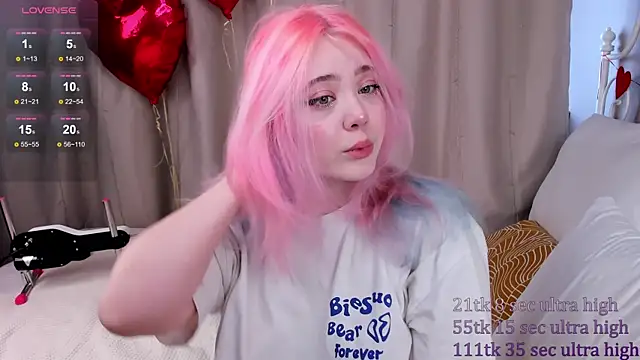   KawaiiYuki   online show from February 2025 08:48:01 AM