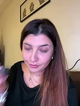 Snapshot of Novababy18 chatting on January 2025 09:36:01 PM Novababy18 online show from January 2025 09:36:01 PM