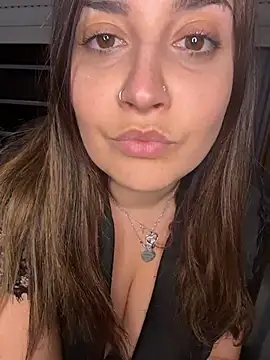 Novababy18 online show from April 2026 10:32:01 PM