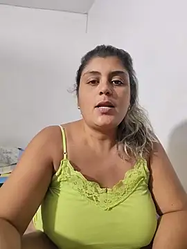 Snapshot of AlyDenalioficial chatting on June 2026 04:50:02 PM AlyDenalioficial online show from June 2026 04:50:02 PM