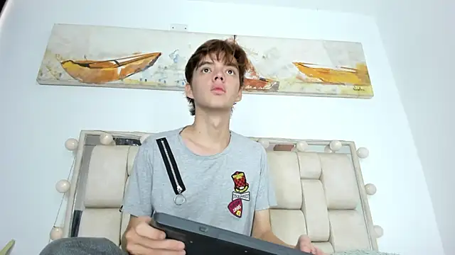 daniel hot03 online show from October 2025 01:23:04 PM