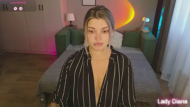 LancasterLady online show from September 2025 02:29:02 PM