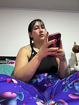 Snapshot of my-kitty chatting on May 2026 12:17:02 AM my-kitty online show from May 2026 12:17:02 AM