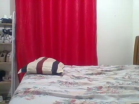 Snapshot of sexy__candyy chatting on April 2026 08:22:01 PM sexy candyy online show from April 2026 08:22:01 PM