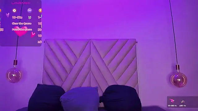 EmmaSwift  online show from September 2025 01:54:02 AM