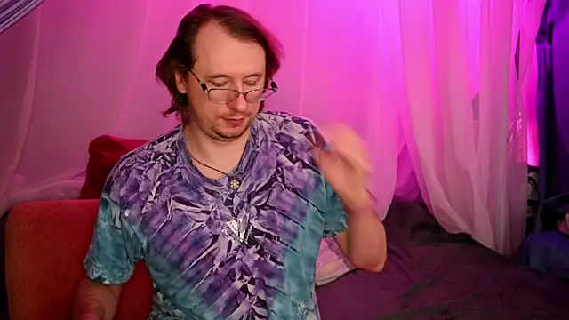 Claudia and elon  online show from October 2025 02:39:02 AM