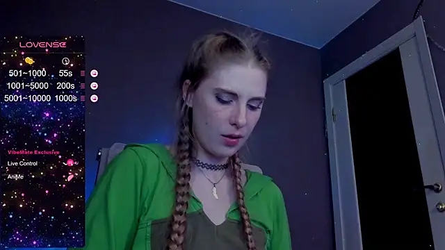 Snapshot of Aqualen chatting on May 2026 05:43:01 PM Aqualen online show from May 2026 05:43:01 PM