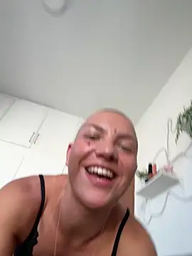 PaulinaSchubert1 online show from March 2026 12:27:02 PM