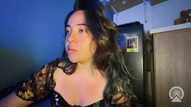 Snapshot of Elberethiel chatting on December 2025 08:15:02 PM Elberethiel online show from December 2025 08:15:02 PM