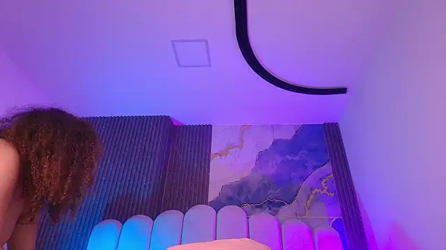 Snapshot of jones_maddy_ chatting on January 2026 11:56:01 AM jones maddy online show from January 2026 11:56:01 AM