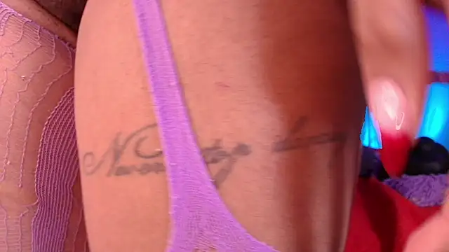 jones maddy  online show from February 2026 11:54:02 AM