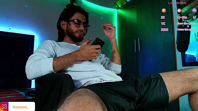 kuzzcoo online show from February 2026 12:36:01 PM