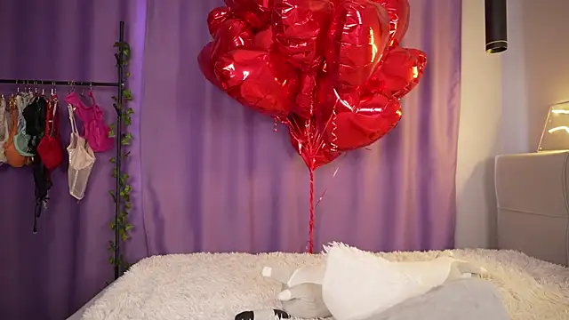 Snapshot of Melissa_shawty_ chatting on April 2026 06:19:01 AM Melissa shawty online show from April 2026 06:19:01 AM