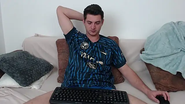 Snapshot of AndyFame chatting on April 2026 05:14:01 PM AndyFame online show from April 2026 05:14:01 PM