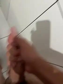 Snapshot of aleatorio995 chatting on December 2025 11:00:01 PM aleatorio995 online show from December 2025 11:00:01 PM