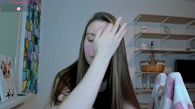 Peggy Beauty online show from November 2025 03:14:02 PM