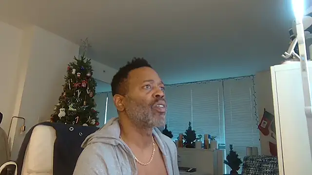 Snapshot of theblacklordmaster chatting on December 2024 01:21:01 PM theblacklordmaster online show from December 2024 01:21:01 PM