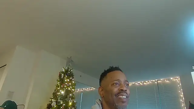 Snapshot of theblacklordmaster chatting on December 2024 01:23:02 PM theblacklordmaster online show from December 2024 01:23:02 PM