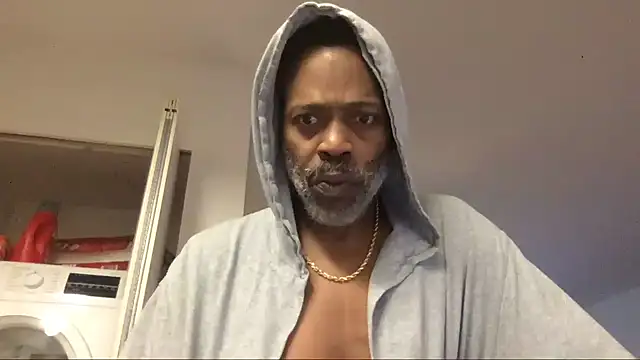 Snapshot of theblacklordmaster chatting on January 2025 02:13:02 PM theblacklordmaster online show from January 2025 02:13:02 PM