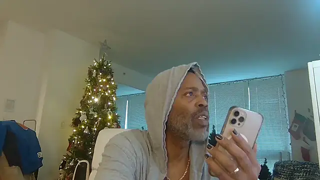 Snapshot of theblacklordmaster chatting on January 2025 06:12:02 PM theblacklordmaster online show from January 2025 06:12:02 PM