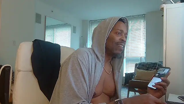 Snapshot of theblacklordmaster chatting on March 2025 06:33:02 PM theblacklordmaster online show from March 2025 06:33:02 PM
