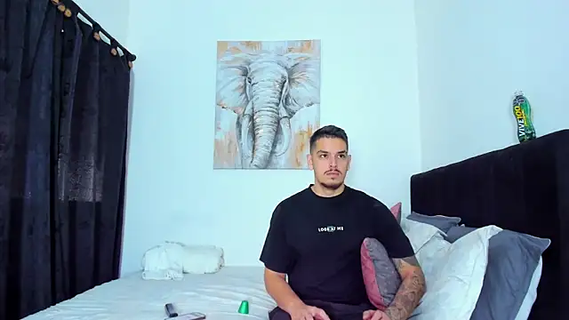 Rose dom online show from December 2024 04:09:01 PM