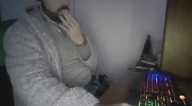 Snapshot of joaodias_97 chatting on December 2024 06:42:02 PM joaodias 97 online show from December 2024 06:42:02 PM