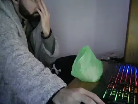 Snapshot of joaodias_97 chatting on March 2025 09:45:02 PM joaodias 97 online show from March 2025 09:45:02 PM