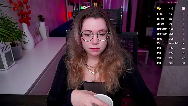 RemyCute online show from March 2026 02:49:02 PM