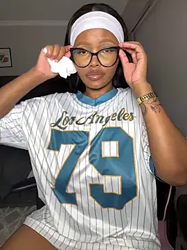 Snapshot of Neelo-Smith chatting on December 2024 03:16:02 AM Neelo-Smith online show from December 2024 03:16:02 AM