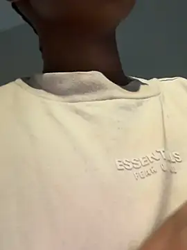 Snapshot of Neelo-Smith chatting on March 2025 04:16:02 AM Neelo-Smith online show from March 2025 04:16:02 AM