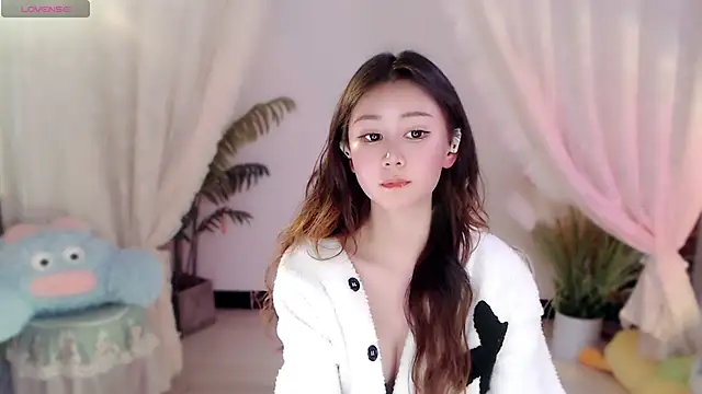 Aimee-520 online show from December 2025 06:32:02 AM