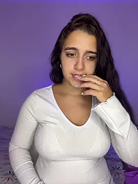 Alicia Ruiz online show from November 2025 10:07:02 PM