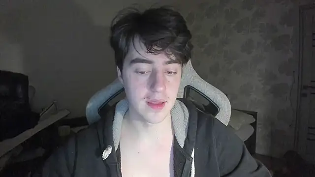 Knuckles17 online show from April 2026 05:15:02 PM