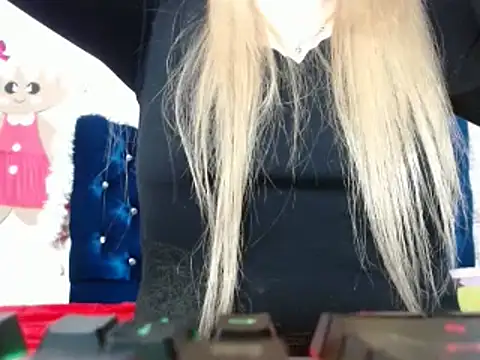 69liamilk69 online show from January 2025 04:30:01 AM