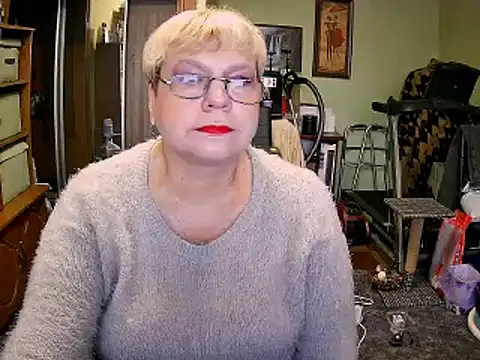 LOLA8888 online show from October 2025 12:20:01 PM