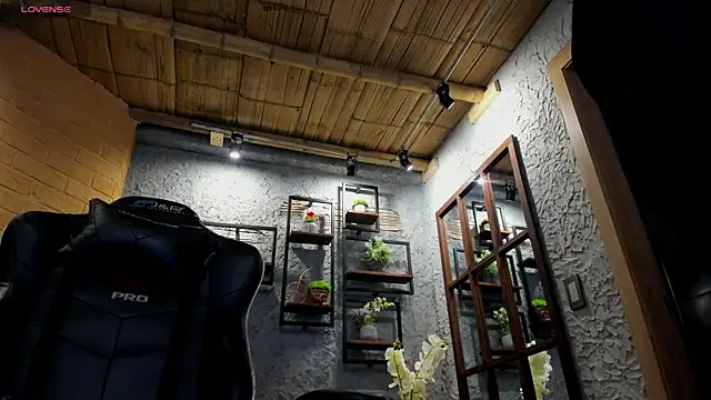 alexgiraldo  online show from January 2025 11:15:02 AM