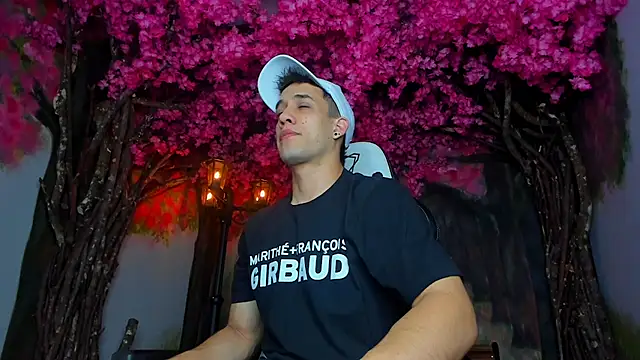 alexgiraldo  online show from February 2025 11:21:01 AM