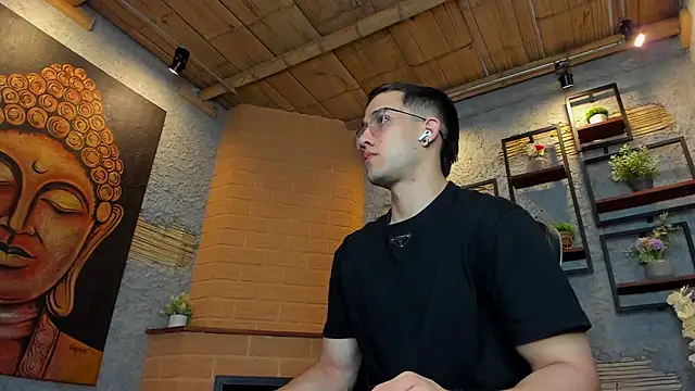 alexgiraldo  online show from February 2025 11:22:01 AM