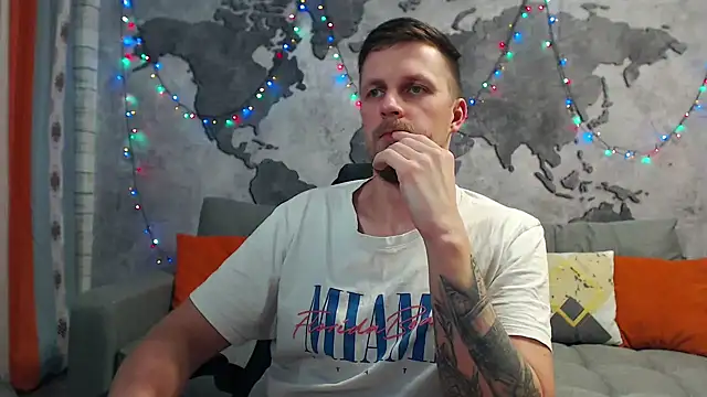 VikingChrisss online show from December 2024 10:06:02 AM